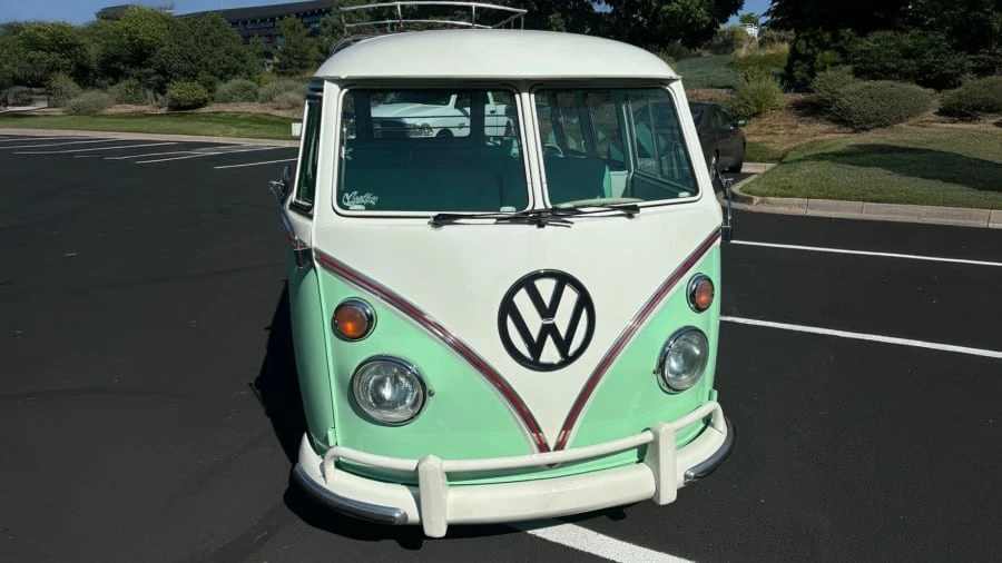 1968 Volkswagen Bay-Window Bus - Image 4 of 31