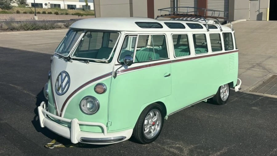 1968 Volkswagen Bay-Window Bus - Image 14 of 31