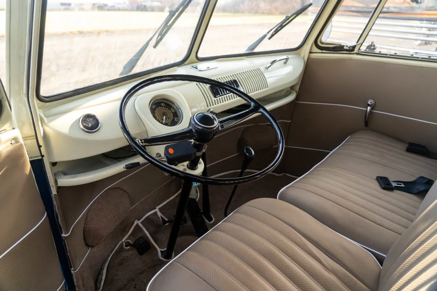 1968 Volkswagen Bay-Window Bus - Image 14 of 23