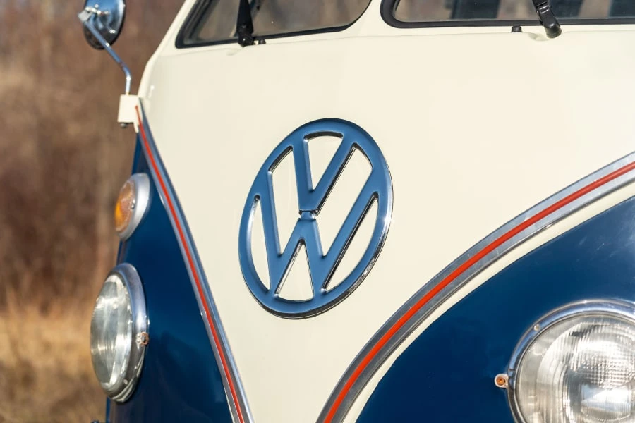 1968 Volkswagen Bay-Window Bus - Image 8 of 23