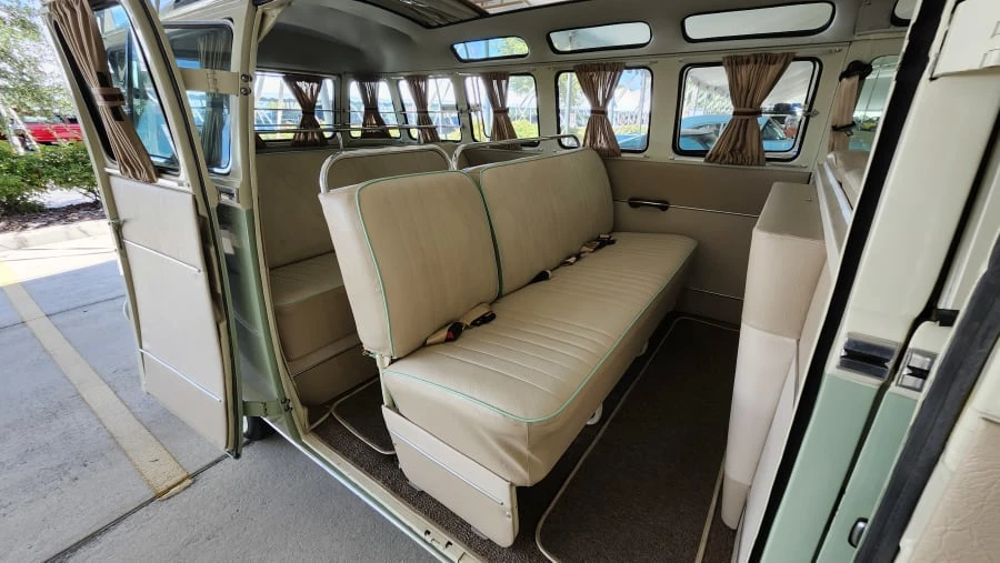 1968 Volkswagen Bay-Window Bus - Image 5 of 7