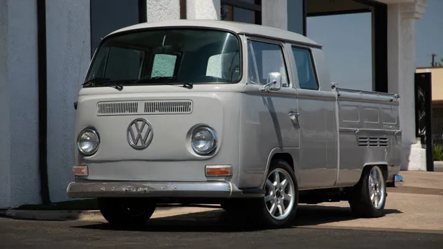 1968 Volkswagen Type II Transporter Double Cab