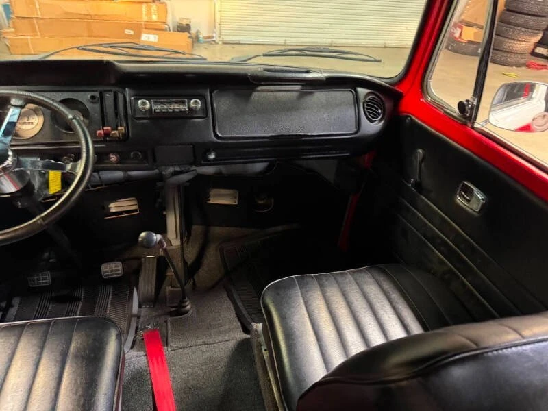 1968 Volkswagen Bay-Window Bus - Image 15 of 20