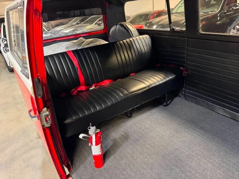 1968 Volkswagen Bay-Window Bus - Image 10 of 20