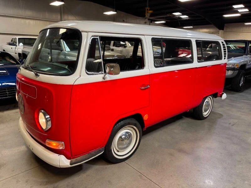 1968 Volkswagen Bay-Window Bus - Image 2 of 20