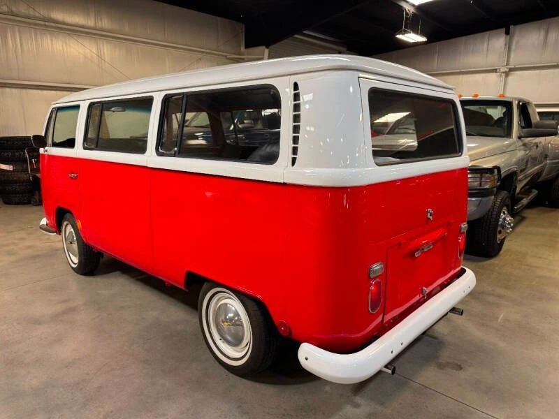 1968 Volkswagen Bay-Window Bus - Image 3 of 20