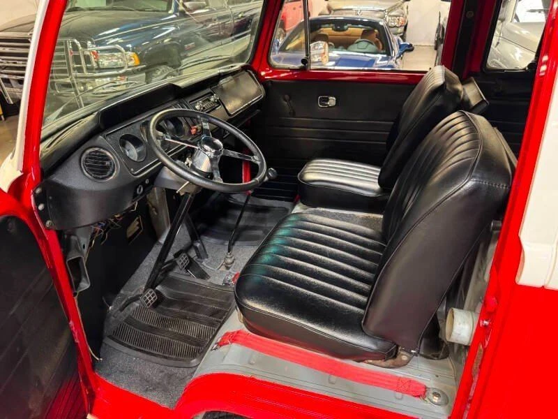 1968 Volkswagen Bay-Window Bus - Image 5 of 20