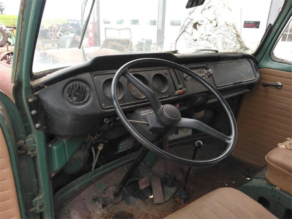 1968 Volkswagen Bay-Window Camper - Image 12 of 31