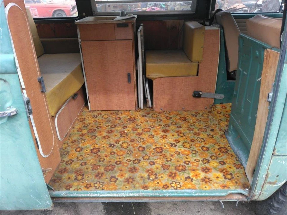 1968 Volkswagen Bay-Window Camper - Image 20 of 31
