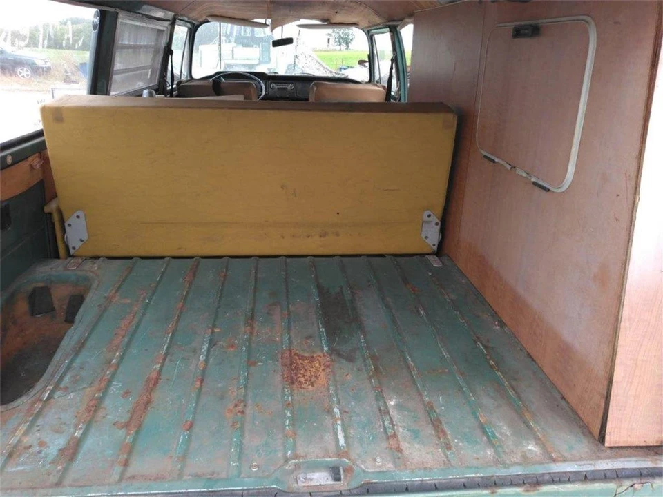 1968 Volkswagen Bay-Window Camper - Image 28 of 31