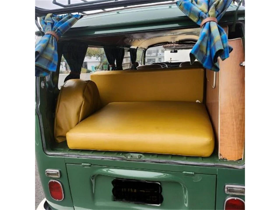 1968 Volkswagen Bay-Window Camper - Image 2 of 11