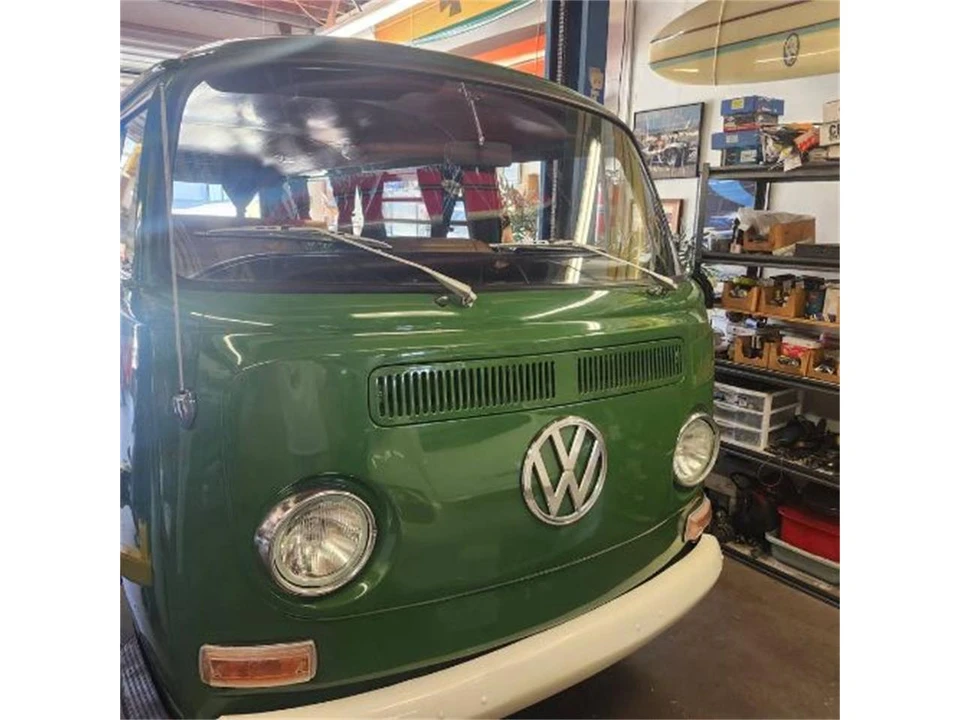 1968 Volkswagen Bay-Window Camper - Image 7 of 11