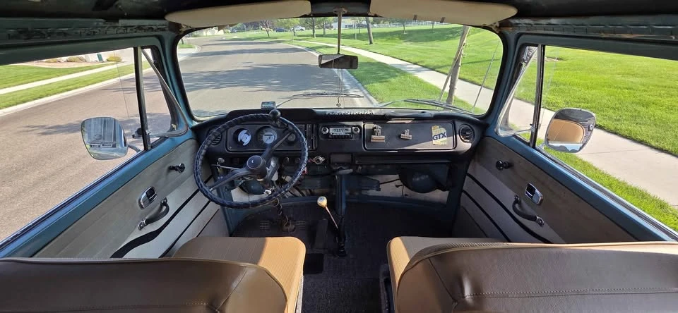 1968 Volkswagen Bay-Window Bus - Image 11 of 16