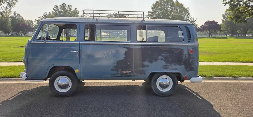 1968 Volkswagen Bay-Window Bus - Image 6 of 16