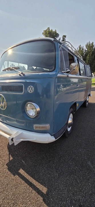 1968 Volkswagen Bay-Window Bus - Image 10 of 16