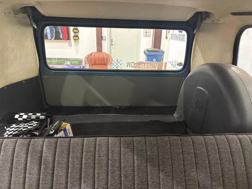 1968 Volkswagen Bay-Window Bus - Image 9 of 14