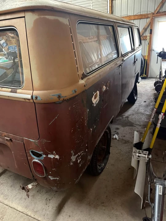 1968 Volkswagen Bay-Window Bus - Image 4 of 8