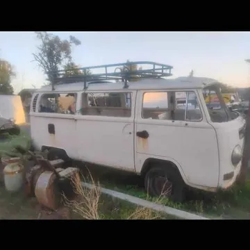 1968 Volkswagen Bus Pull Trailer
