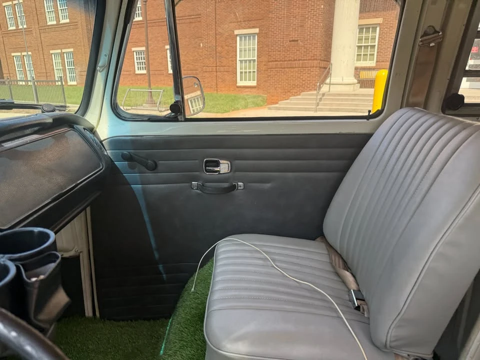 1968 Volkswagen Bay-Window Camper - Image 20 of 20