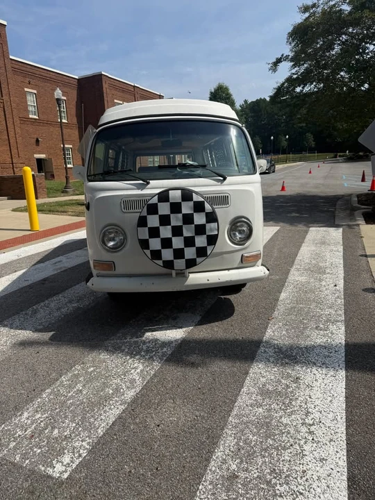 1968 Volkswagen Bay-Window Camper - Image 8 of 20
