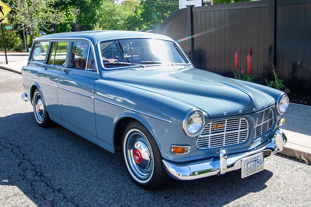 1968 Volvo 220 - Image 2 of 31