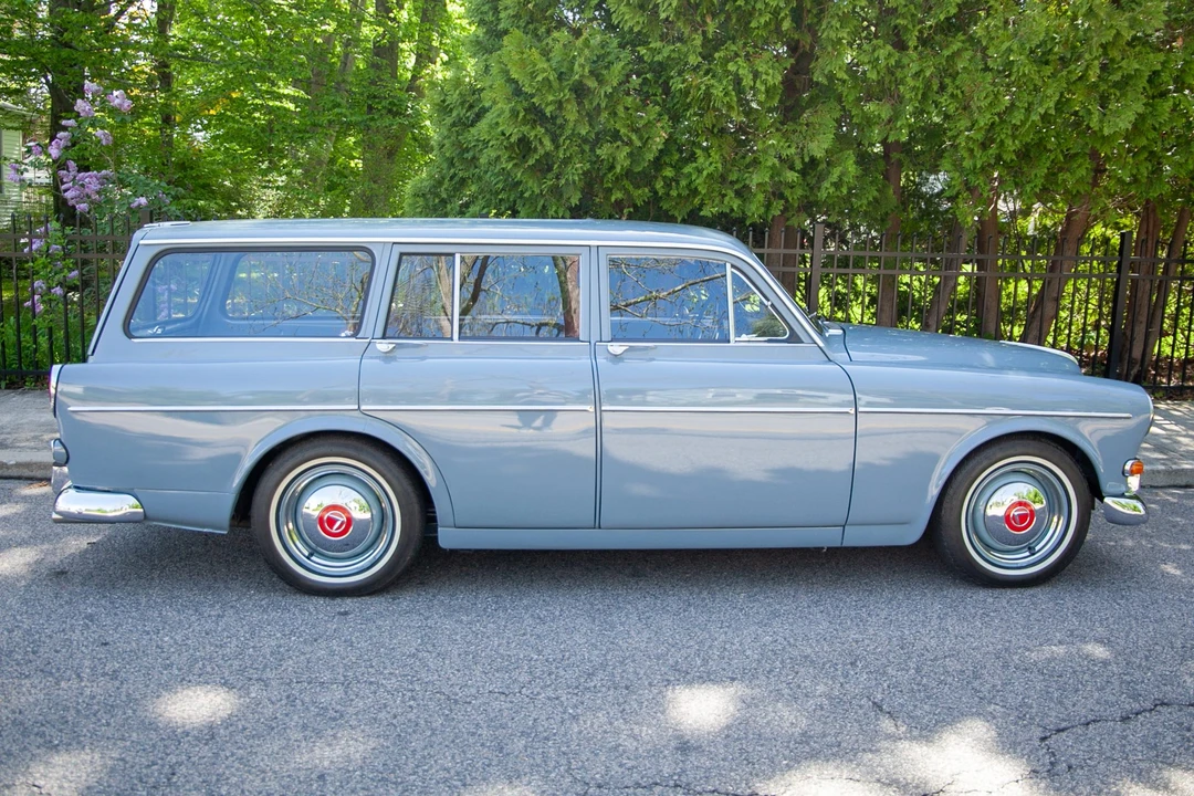 1968 Volvo 220 - Image 3 of 31