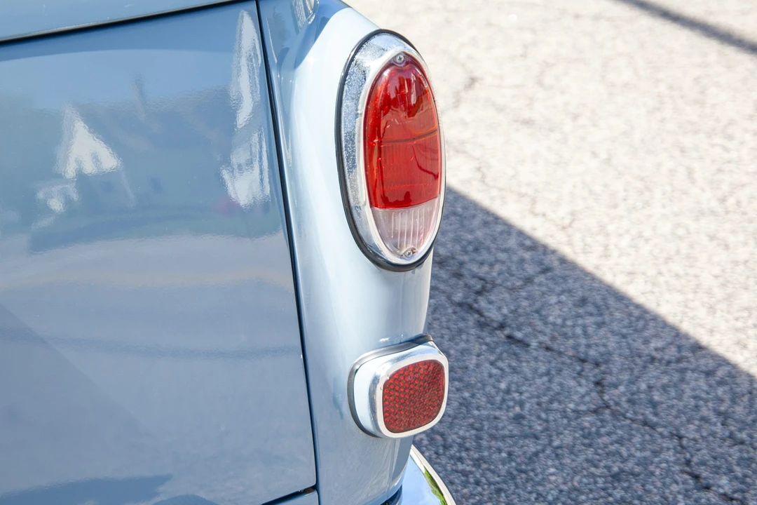 1968 Volvo 220 - Image 25 of 31
