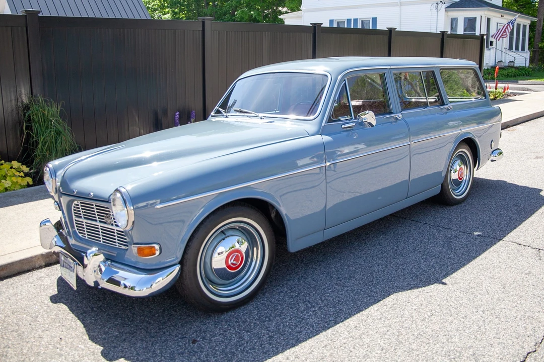 1968 Volvo 220 - Image 9 of 31
