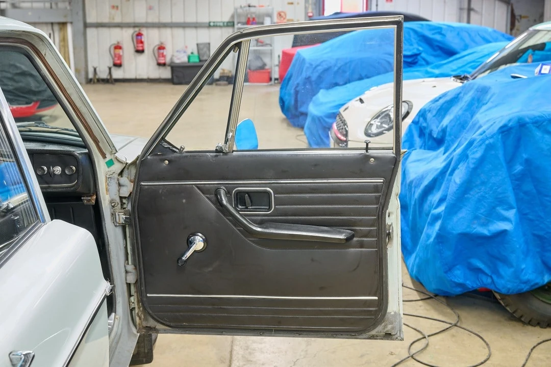 1968 Volvo 144 - Image 25 of 30