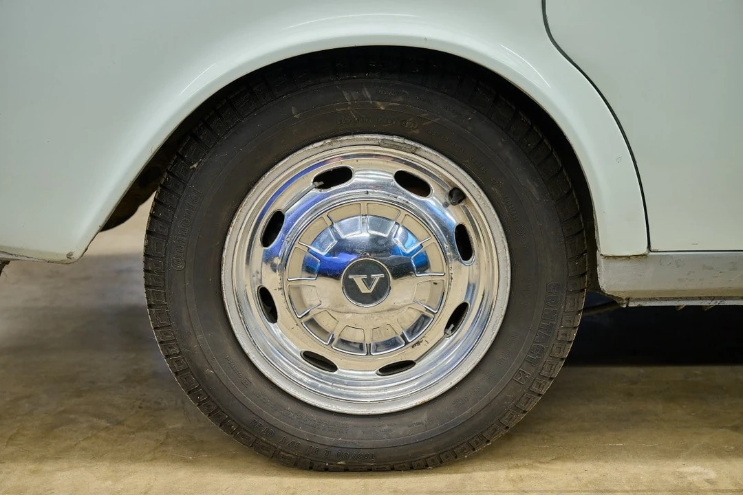 1968 Volvo 144 - Image 18 of 30