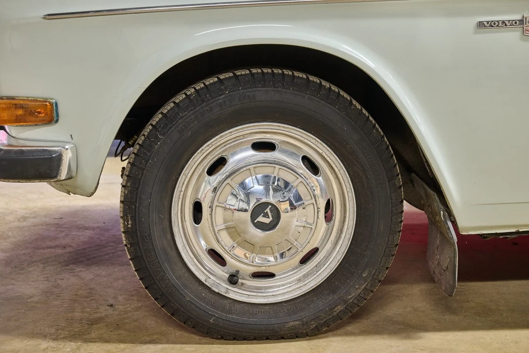 1968 Volvo 144 - Image 16 of 30