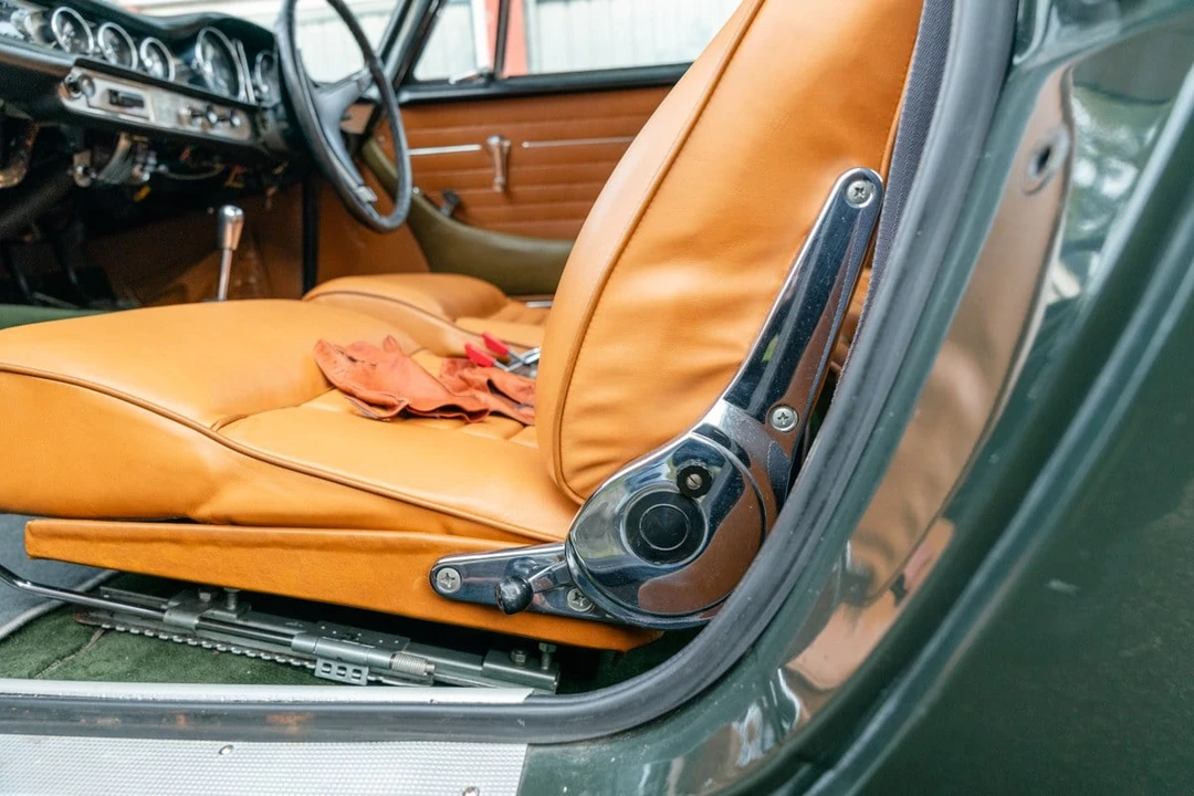 1968 Volvo 1800S - Image 29 of 30