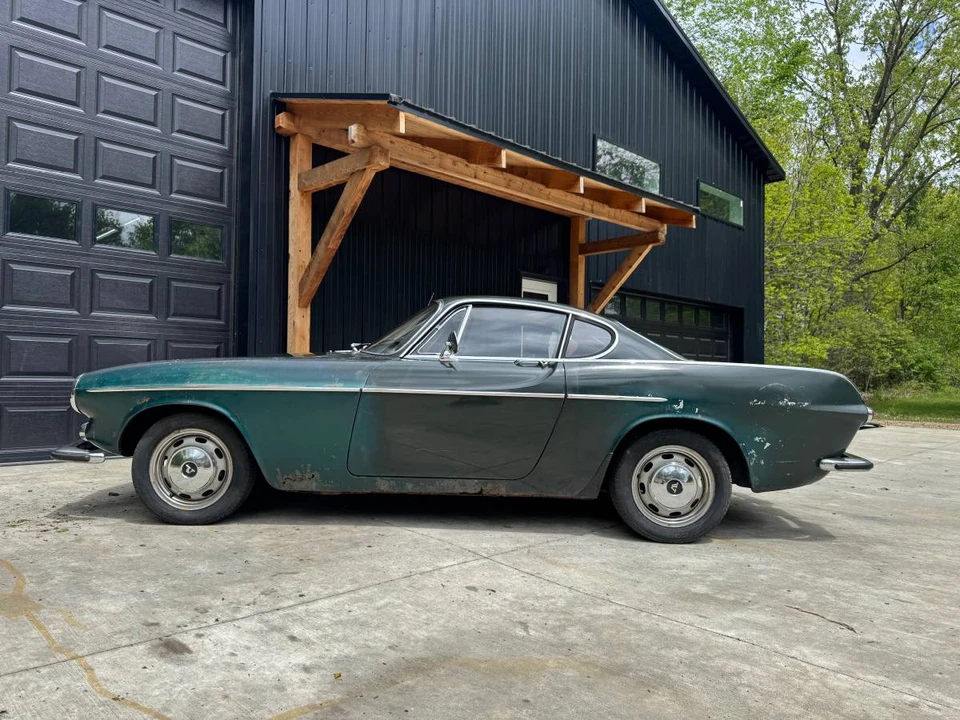 1968 Volvo 1800S - Image 10 of 24