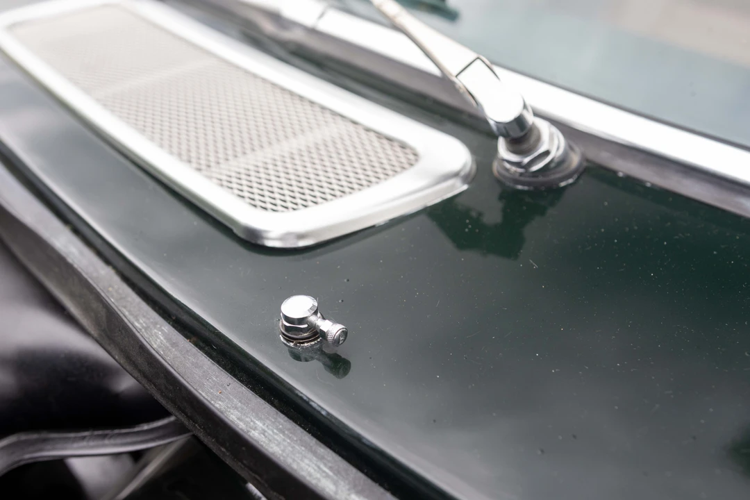 1968 Volvo 1800S - Image 23 of 31