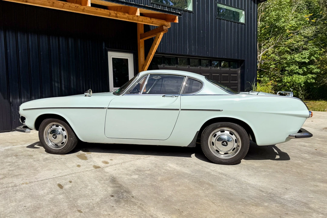 1968 Volvo 1800S - Image 17 of 31