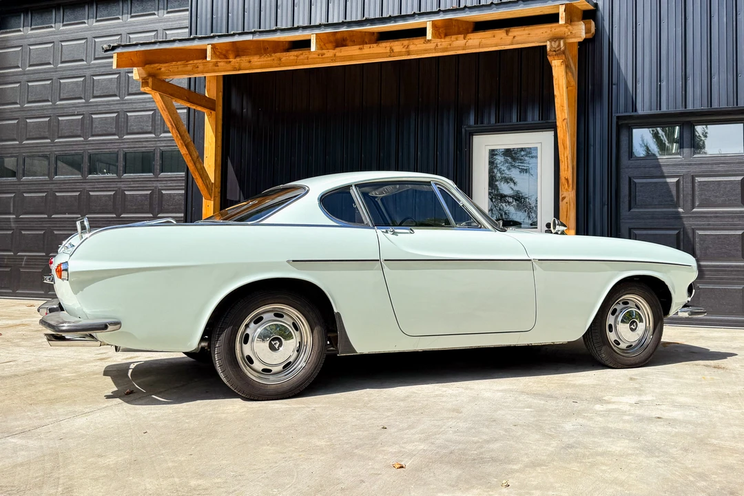 1968 Volvo 1800S - Image 27 of 31