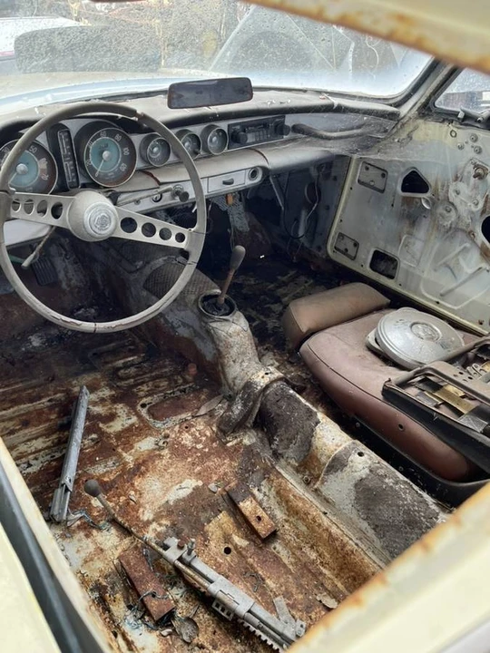 1968 Volvo 1800S - Image 4 of 8