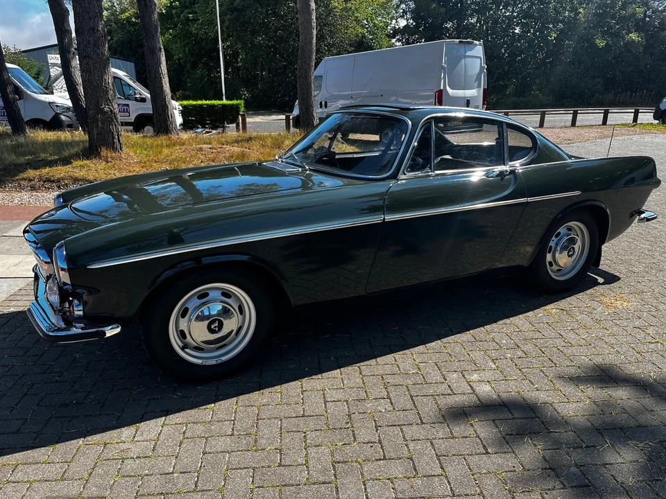 1968 Volvo 1800S - Image 10 of 30