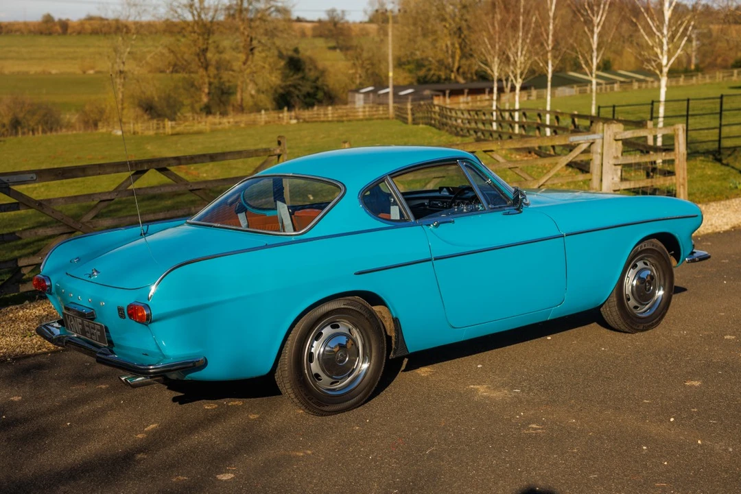 1968 Volvo 1800S - Image 11 of 30