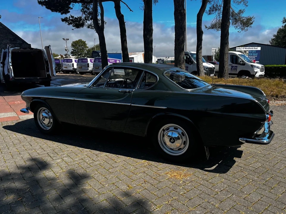 1968 Volvo 1800S - Image 15 of 30