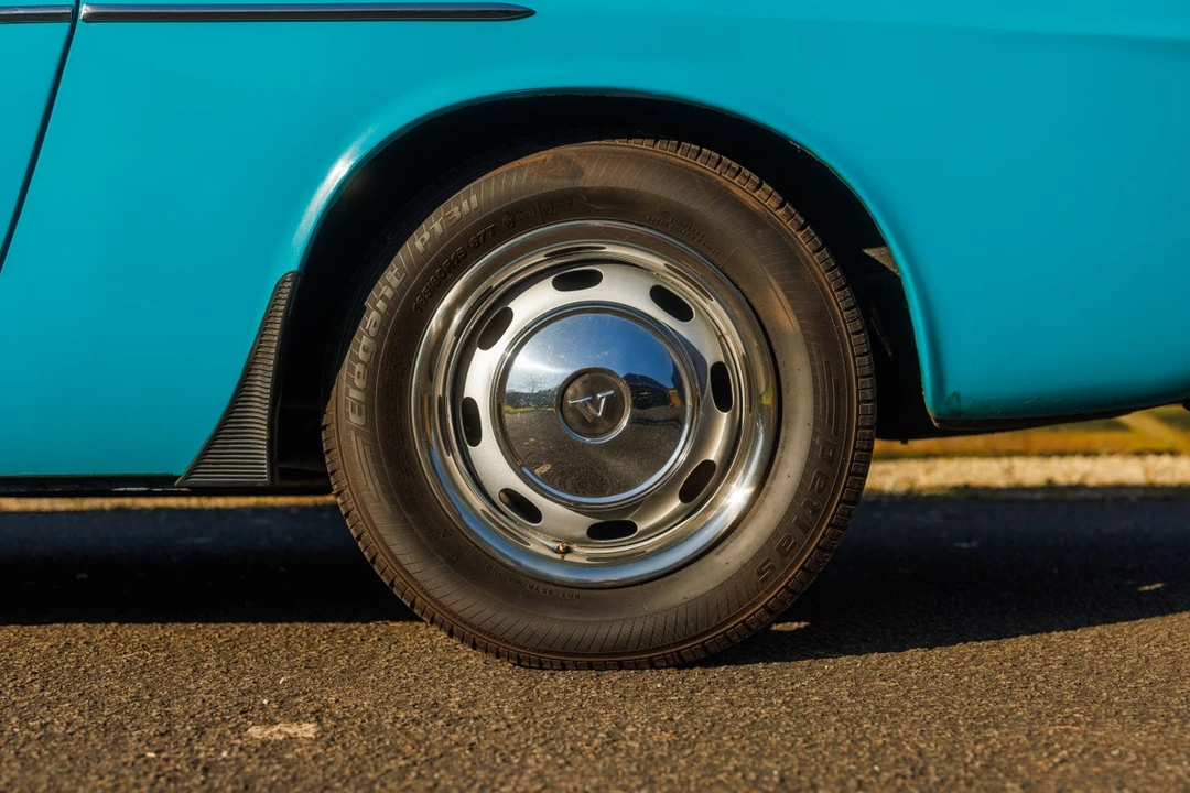 1968 Volvo 1800S - Image 19 of 30