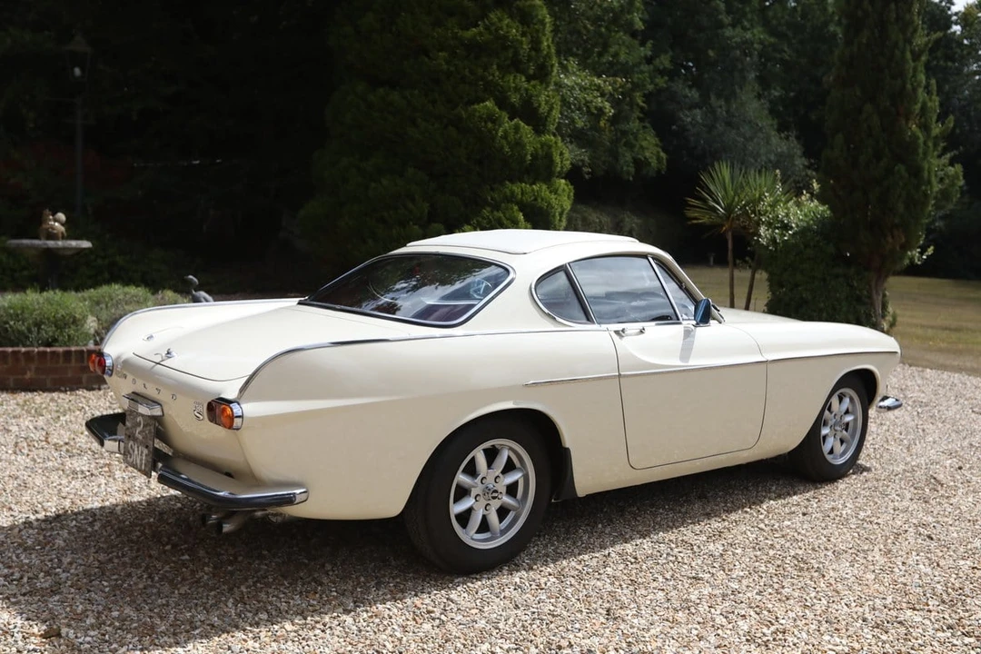 1968 Volvo 1800S - Image 8 of 30
