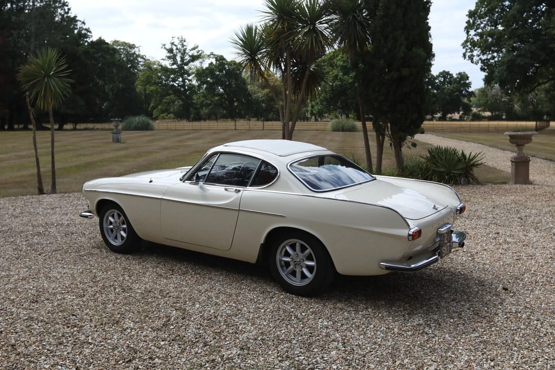 1968 Volvo 1800S - Image 9 of 30