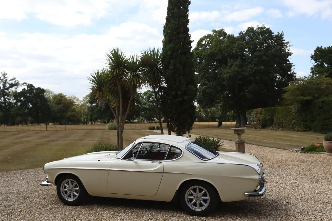 1968 Volvo 1800S - Image 16 of 30