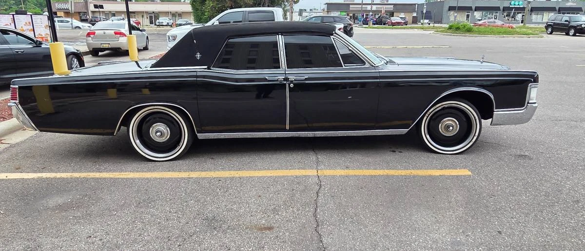 1968 Lincoln Continental 4th Gen - Image 18 of 24
