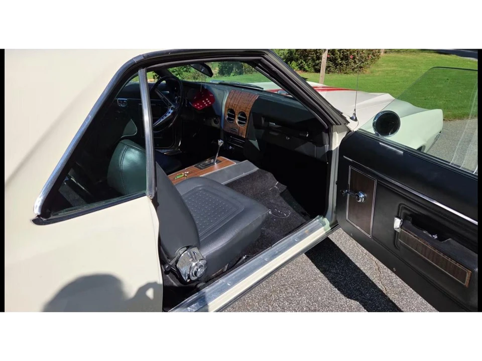 1969 AMC AMX - Image 10 of 21