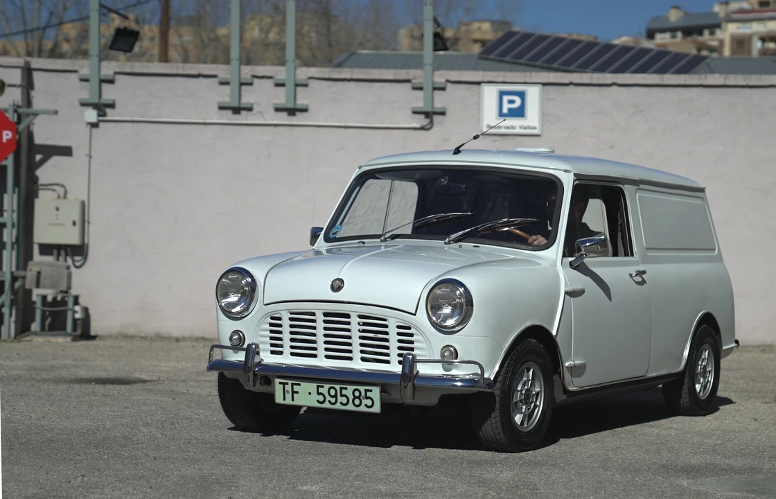 1969 Mini Mini Mark III - Image 3 of 31