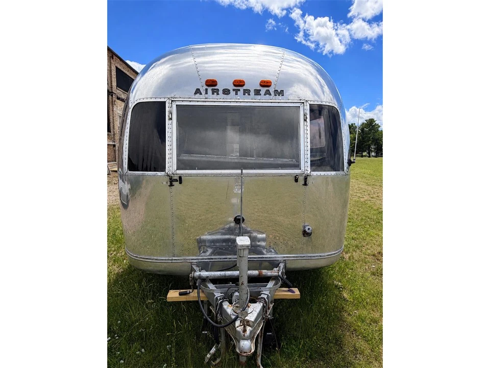 1969 Airstream - Image 4 of 24