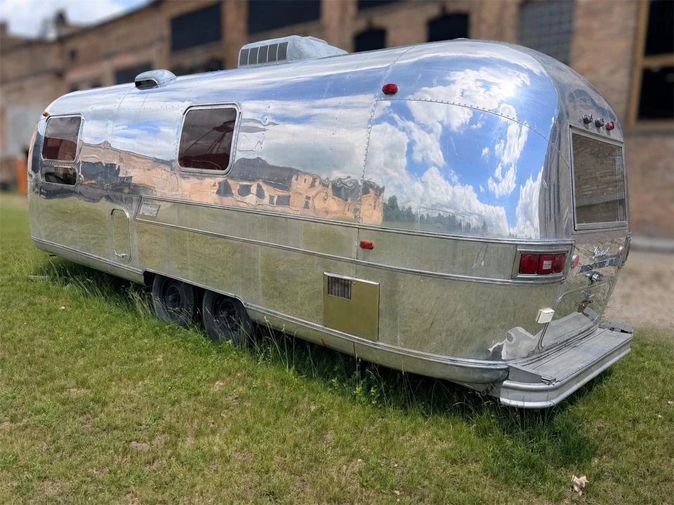 1969 Airstream - Image 6 of 24