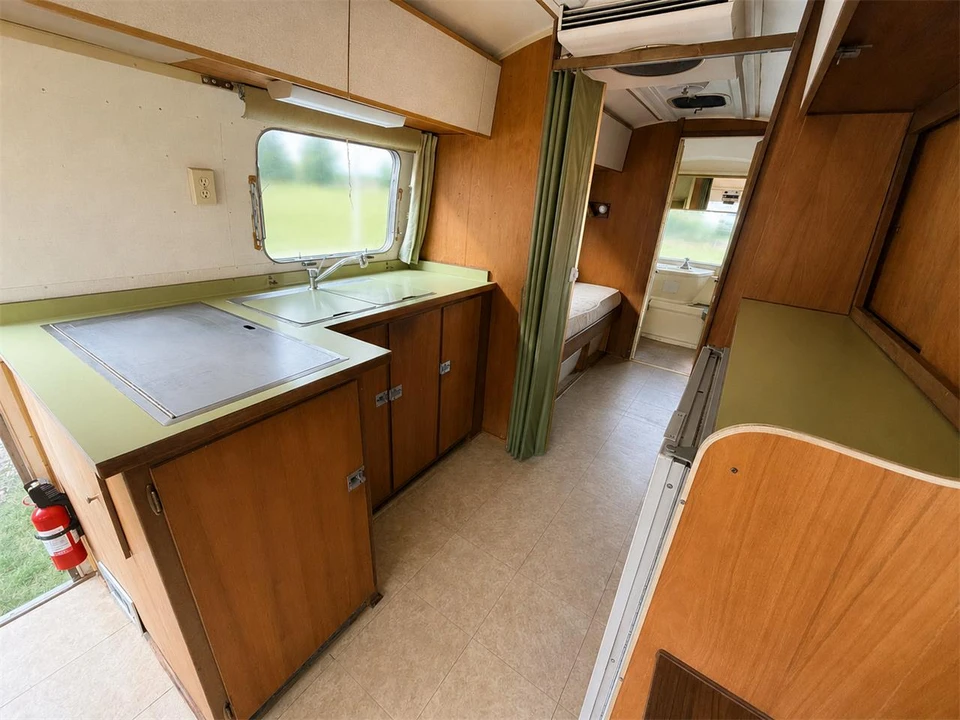 1969 Airstream - Image 8 of 24